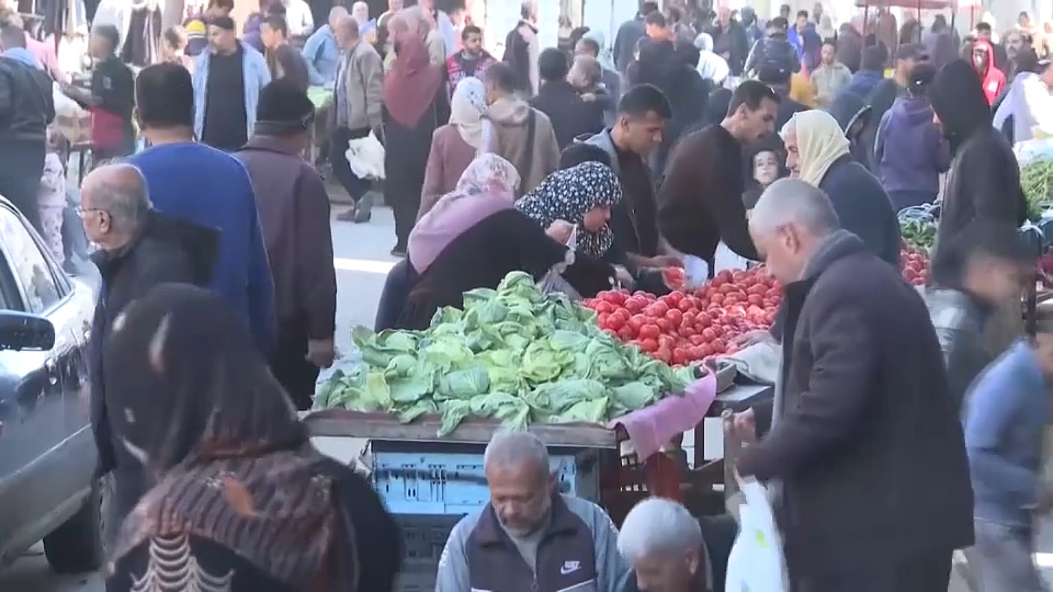 ندرة للسلع في سوق رفح - غزة. 2024/02/29
