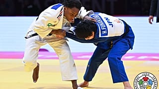 Chez les moins de 57 kg, la Française Priscilla Gnéto a remporté la victoire face à la Japonaise Haruka Funakubo