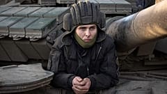 Украинский танкист Олег перед боем около Часова Яра
