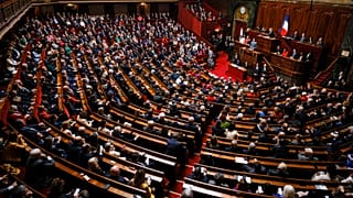 Les députés et sénateurs étaient réunis en Congrès au château de Versailles, lundi 4 mars 2024.
