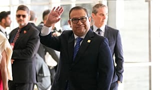 Peru Başbakanı Alberto Otarola