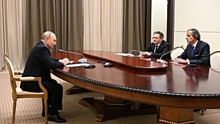 ولادیمیر پوتین، الکسی لیخاچف و رافائل گروسی