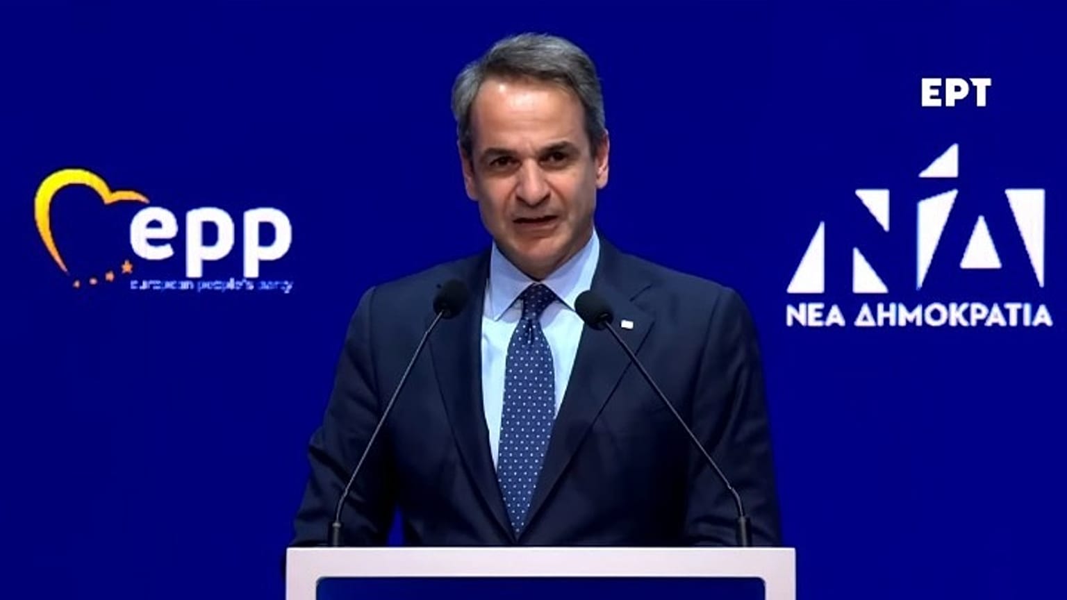 Ο Έλληνας πρωθυπουργός στο συνέδριο του ΕΛΚ στο Βουκουρέστι