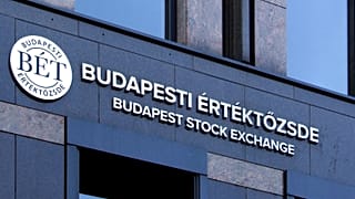 A Budapesti Értéktőzsde épületének homlokzata az V. kerületi Szabadság téri Bank Centerben. 