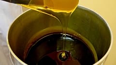 شمع لتنظيف الجسد من الشعر