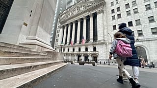 Signs of an inflation comeback have dimmed hopes of a near-future cut in US interest rates 