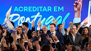 Η κεντροδεξιά συμμαχία πανηγυρίζει τη νίκη στις εκλογές στην Πορτογαλία