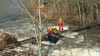 Labores de emergencia en Francia