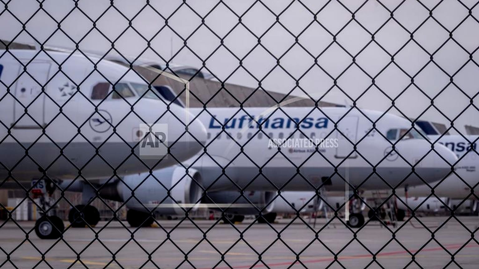 A Lufthansa sok gépe földön maradt kedden