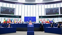 Ομιλία της Ούρσουλα Φον ντερ Λάιεν στο Ευρωπαϊκό Κοινοβούλιο