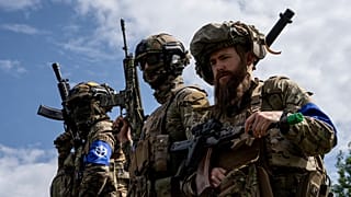 Μαχητές του σώματος Ρώσων εθελοντών του ουκρανικού στρατού - φώτο αρχείου