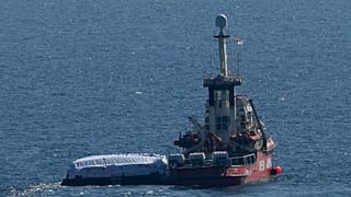 İspanyol 'Open Arms' yardım kuruluşuna ait gemi, Kıbrıs'ın Larnaka limanından demir alırken gemide un, pirinç ve protein içeren malzemeler bulunuyor. Gemi Gazze'ye gidecek