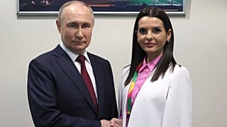 Gagauz Özerk Yeri Başkanı Yevgeniya Gutsul, Rusya Devlet Başkanı Vladimir Putin ile görüştü