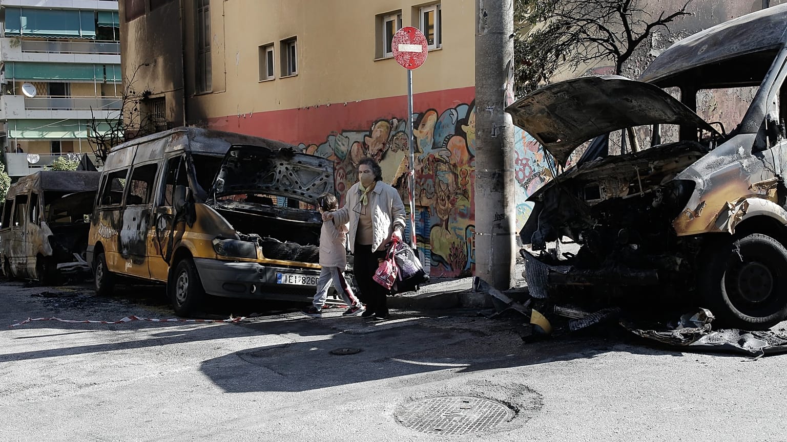 Εμπρηστική επίθεση στου Ζωγράφου