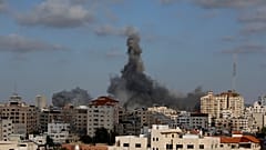غارة جوية إسرائيلية تستهدف مبنى في مدينة غزة