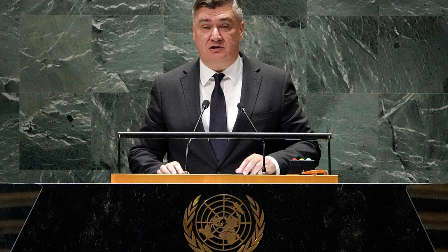 Ο Ζόραν Μιλάνοβιτς