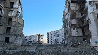 Crianças ucranianas enfrentam traumas devido ao conflito com a Rússia