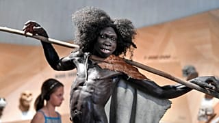 بازسازی انسان Homo erectus در موزه