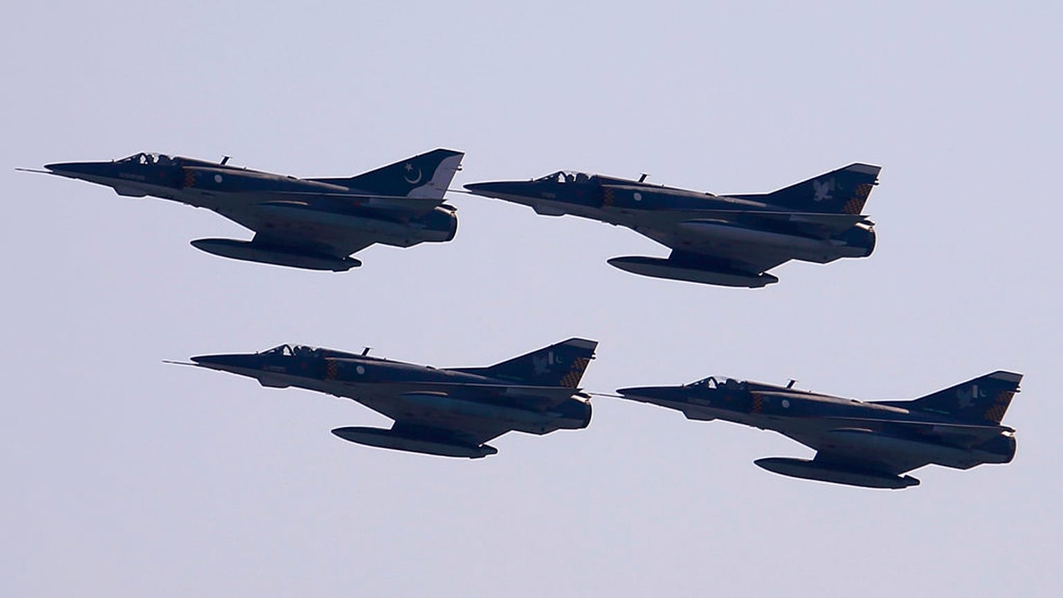 Pakistan Hava Kuvvetleri'ne ait savaş uçakları (arşiv)