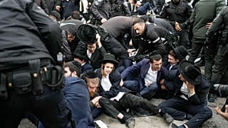 خلال احتجاج لمستوطنين ضد التجنيد العسكري الإسرائيلي في القدس