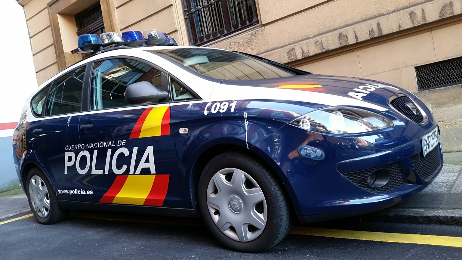 Um carro da Polícia Nacional SEAT.