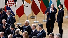 Die Staats- und Regierungschefs der Europäischen Union diskutierten über die Förderung von Investitionen in verschiedenen Sektoren, darunter Verteidigung
