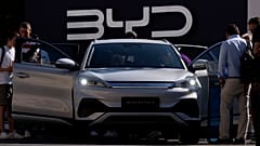 Almanya'nın Münih kentinde düzenlenen IAA otomobil fuarında sergilenen BYD ATTO 3 / 2023