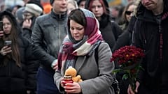 Am Sonntag hat Russland mit einem nationalen Trauertag der Opfer des Anschlags auf den Konzertsaal Crokus-City-Hall bei Moskau gedacht. 