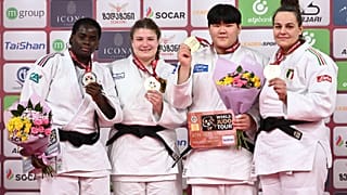 O pódio feminino no terceiro dia do Grand Slam de Judo em Tbilisi