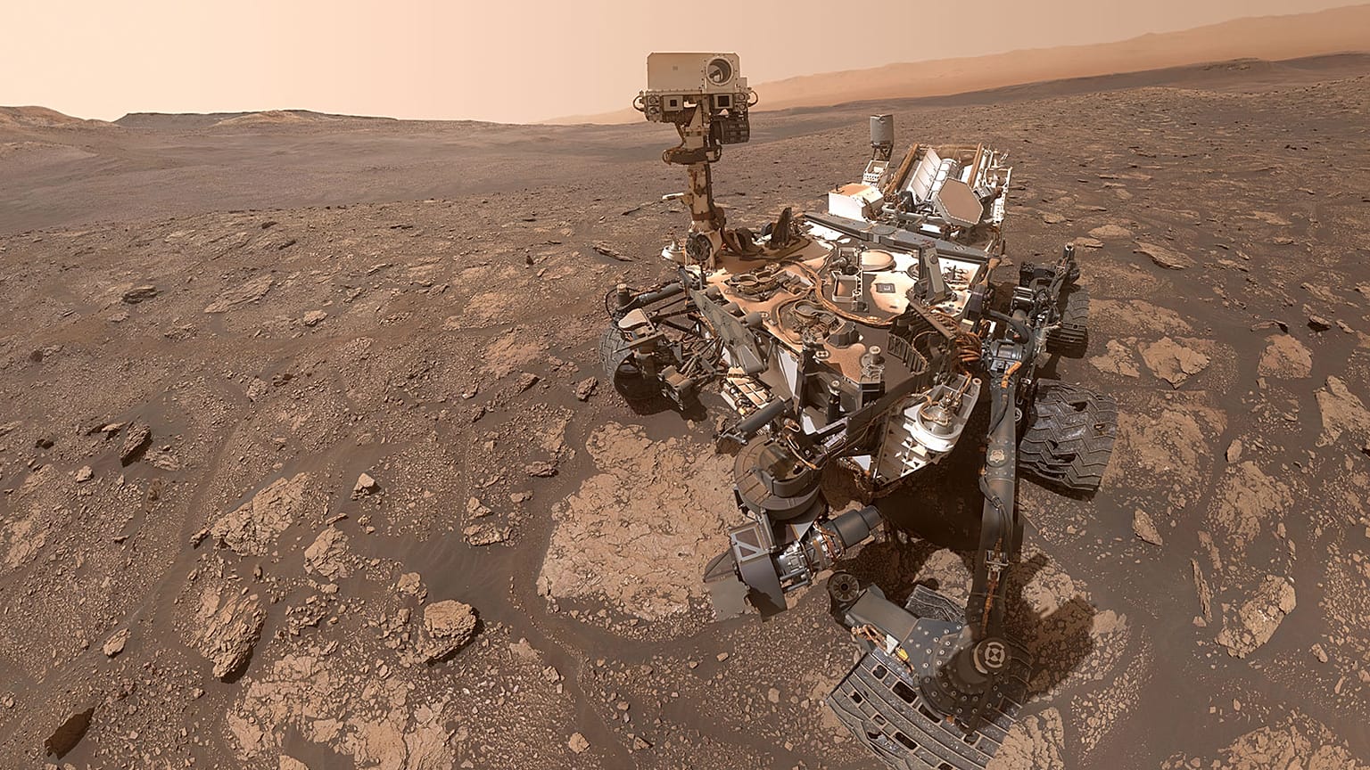 Селфи Curiosity в месте "Мэри Эннинг" на Марсе