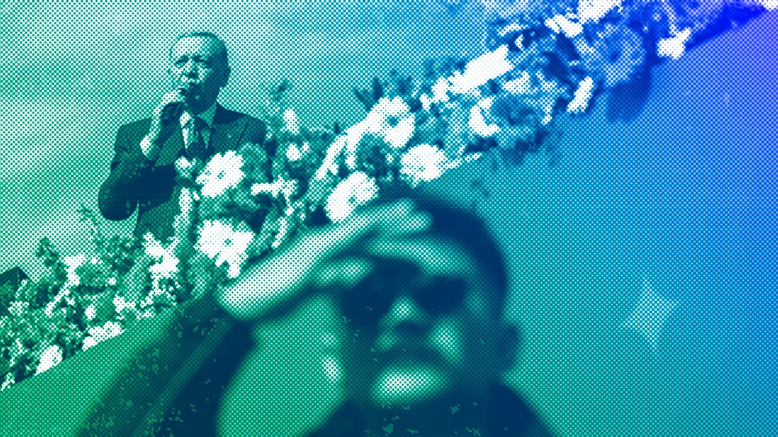 El presidente turco y líder del AKP pronuncia un discurso durante un mitin de campaña previo a las elecciones municipales nacionales, en Estambul, marzo de 2024.