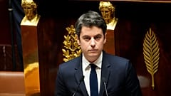 Frankreichs Regierungschef Gabriel Attal steht wegen der Staatsschulden unter Druck