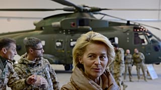 Ursula von der Leyen in Afghanistan in 2014
