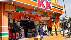 Malezya merkezli marketler zinciri KK Supermart'a ait bir şube 