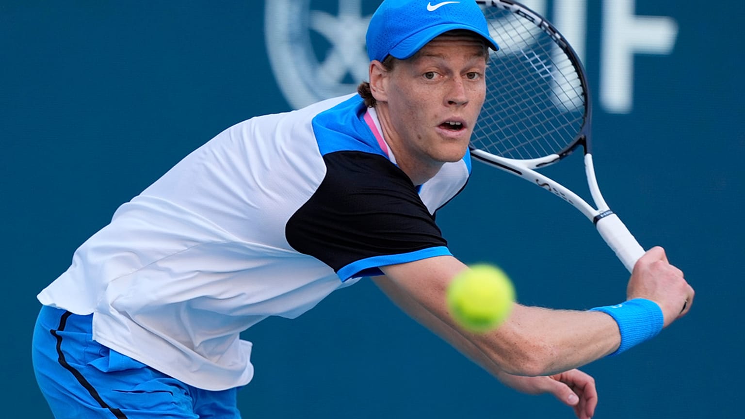 Jannik Sinner contro Dimitrov nella finale di Miami