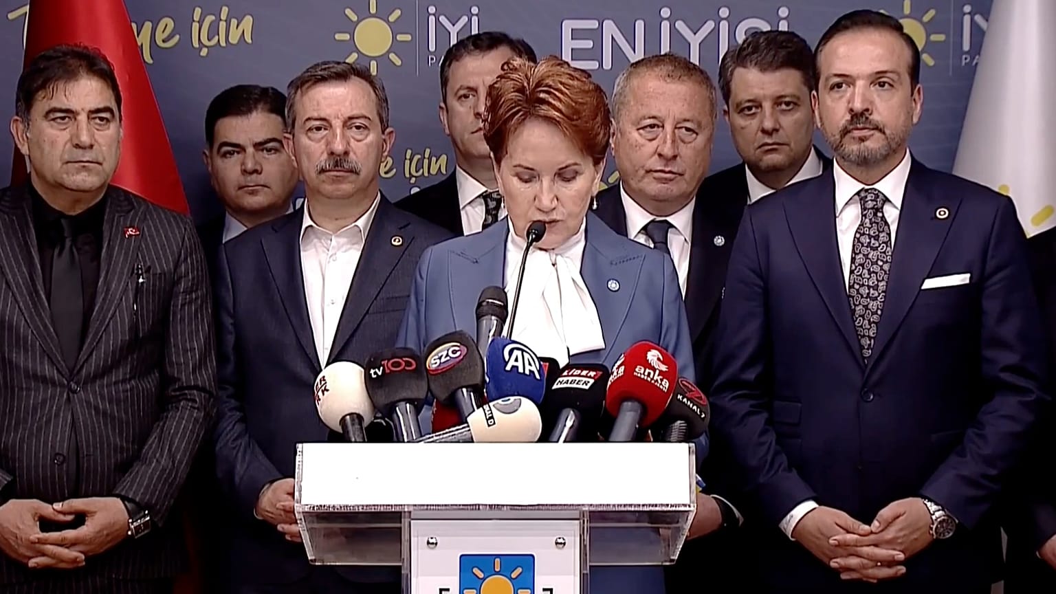 Meral Akşener