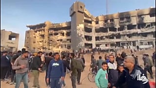 صورة مأخوذة من مقطع فيديو لجانب من مجمع الشفاء الطبي 