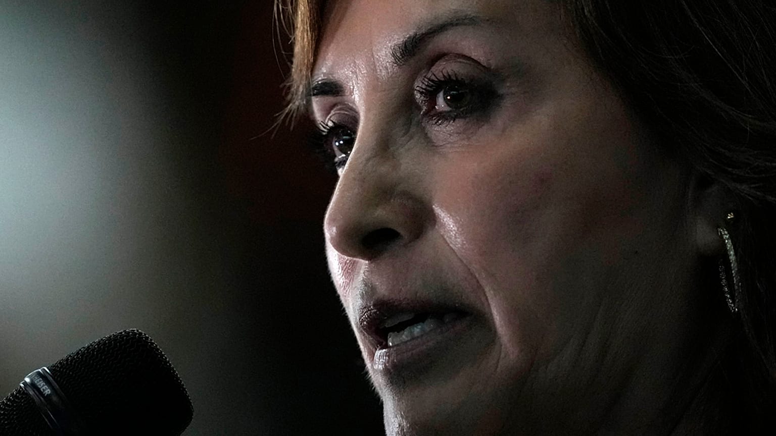 Peru Devlet Başkanı Dina Boluarte