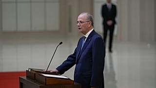 رئيس الوزراء الفلسطيني المعين حديثا محمد مصطفى يحضر مراسم أداء اليمين مع الحكومة المشكلة حديثا