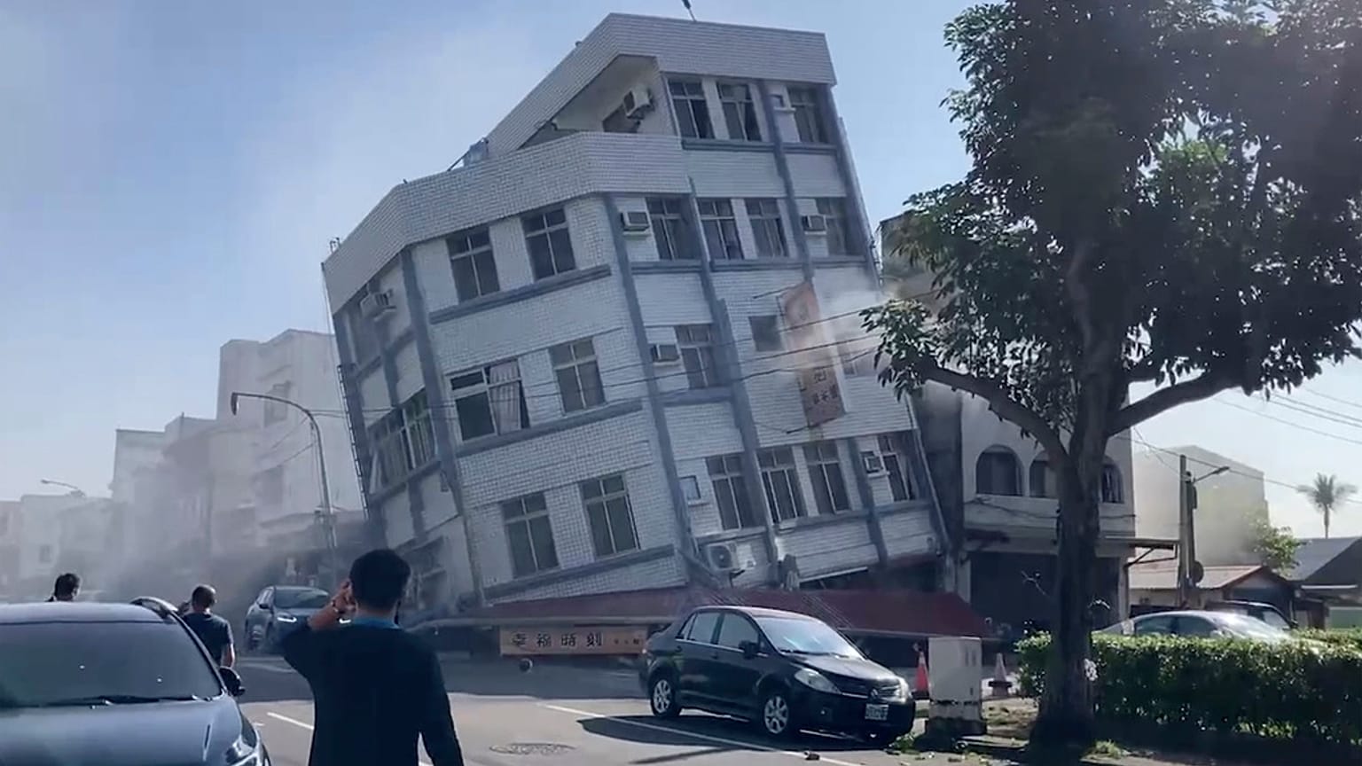 Tayvan'da 7,2 büyüklüğünde deprem meydana geldi