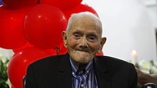 Dünyanın en yaşlı erkeği Juan Vicente Perez Mora