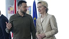 Die Präsidentin der Europäischen Kommission Ursula von der Leyen und der ukrainische Präsident Volodymyr Zelenskyy während des G7-Gipfels in Hiroshima, Japan, 21. Mai 2023. 