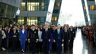 Az ukrán külügyminiszter és a NATO-főtitkár Brüsszelben