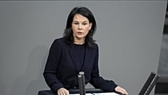 Annalena Baerbock a Bundestag ülésén