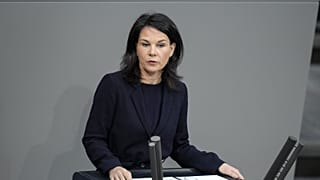 Annalena Baerbock a Bundestag ülésén