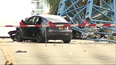 Un mort et deux blessés après la chute d'une section de grue au sud de la Floride, durant la construction d'un gratte-ciel. 