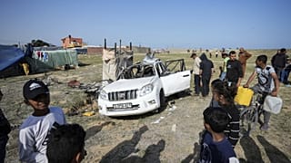 A WCK segélyszervezet egyik Izrael által eltalált járműve