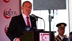  زعيم القبارصة الأتراك إرسين تتار