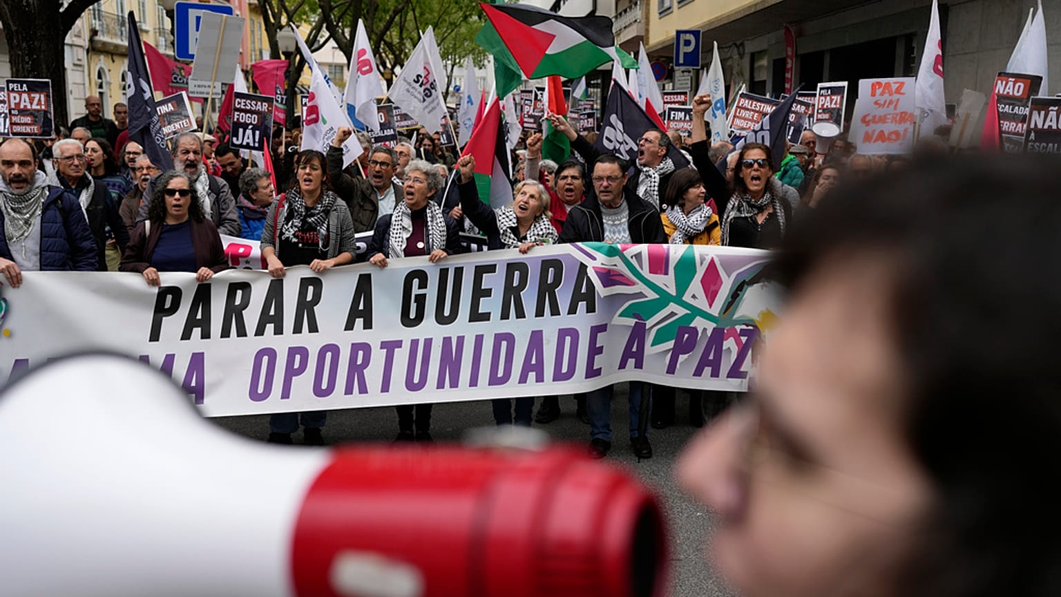 Manifestation pour la paix à Gaza ce samedi devant l'ambassade d'Israël à Lisbonne.