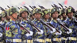 Myanmar ordusu askerleri (arşiv)